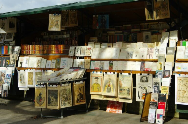 Essential Art Supplies for Aspiring Watercolor Painters